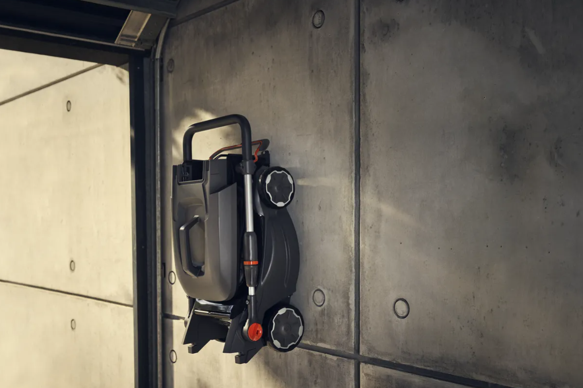 HUSQVARNA Aspire™ LC34-P4A s akumulátorem a nabíječkou