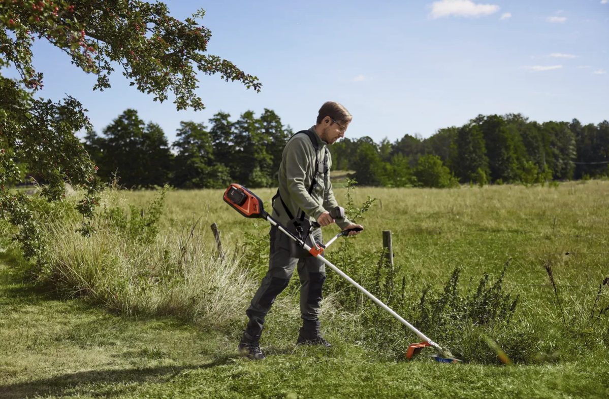 Husqvarna 325iR​