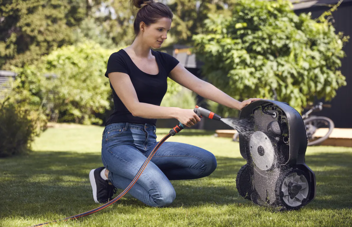 HUSQVARNA AUTOMOWER® 310 Mark II