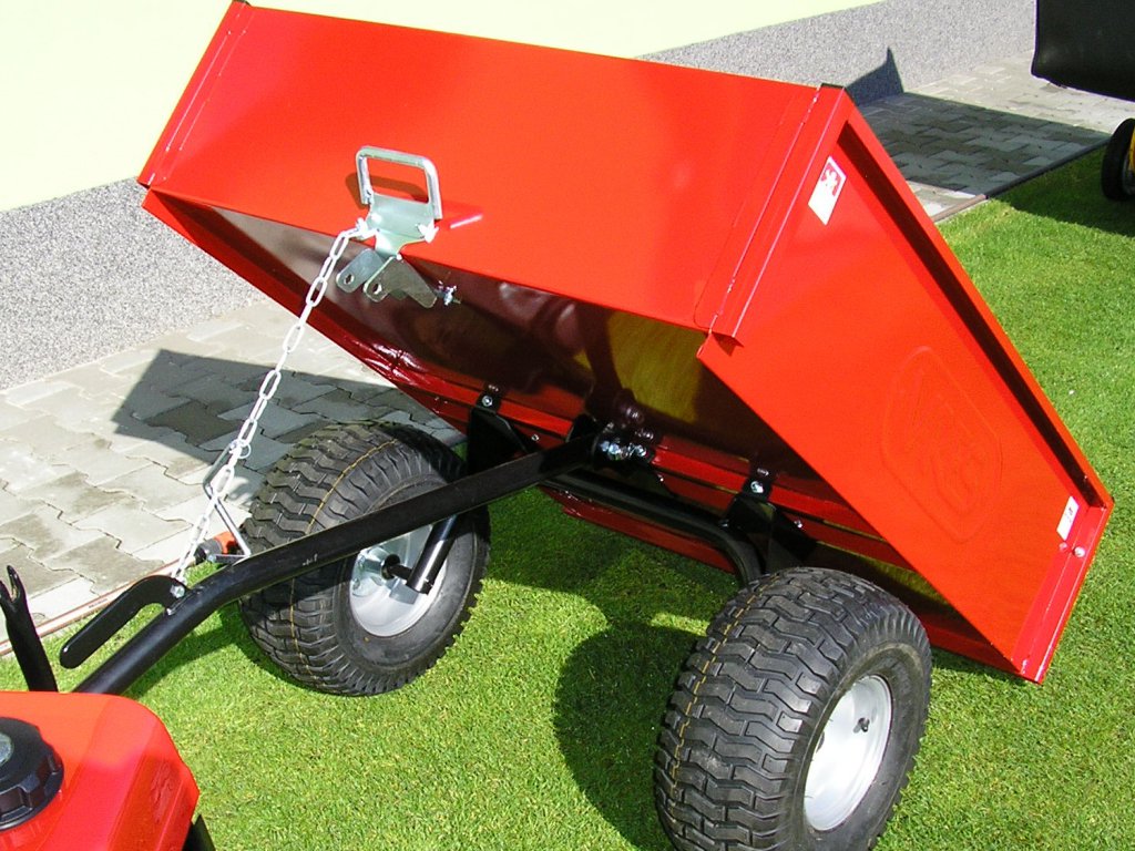 TR 220S - vozík VARES pro zahradní traktory