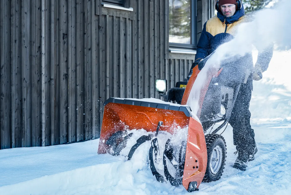 Sněhová fréza Husqvarna ST 376